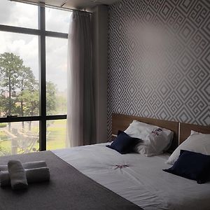 Assay Plaza Hotel